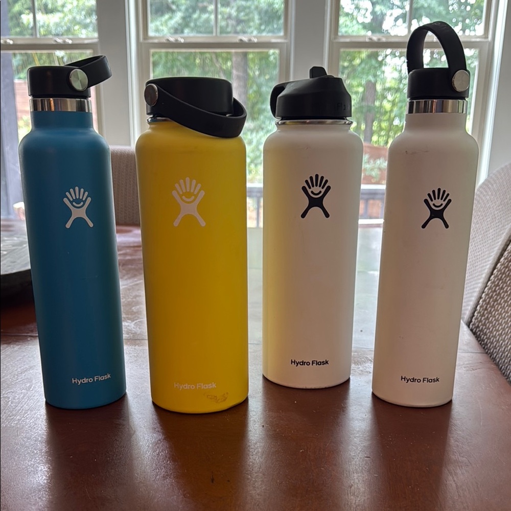 Hydro Flask Set in Blue, Yellow, and White